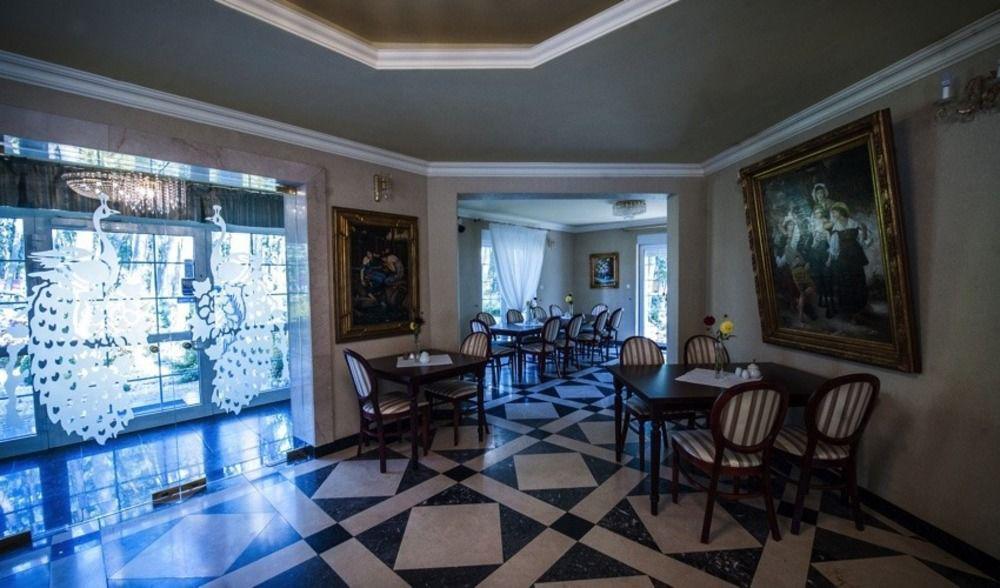 Willa Alexander Resort & Spa - Caloroczny Kryty Basen Mielno  Εξωτερικό φωτογραφία